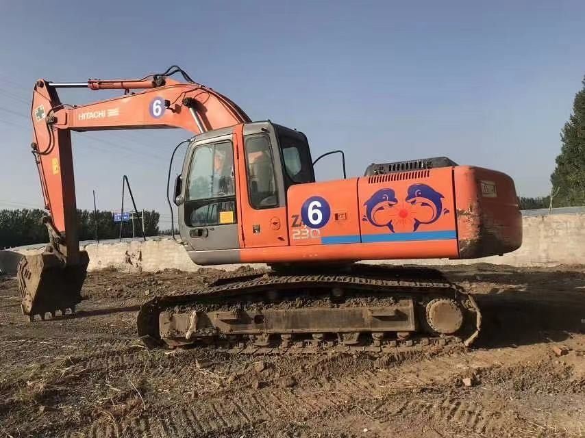 هيتاشي فروش گرم اورجينال ساخته شده استفاده شده هيتاشي 230 حالت خوب حفاری Zx230 ماشین دست دوم