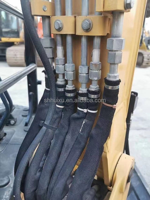 دست دوم کیفیت خوب استفاده شده مینی کاوشگر خزنده استفاده شده CAT303E 3T استفاده شده سوسک ماشین حفاری سوسک در انبار