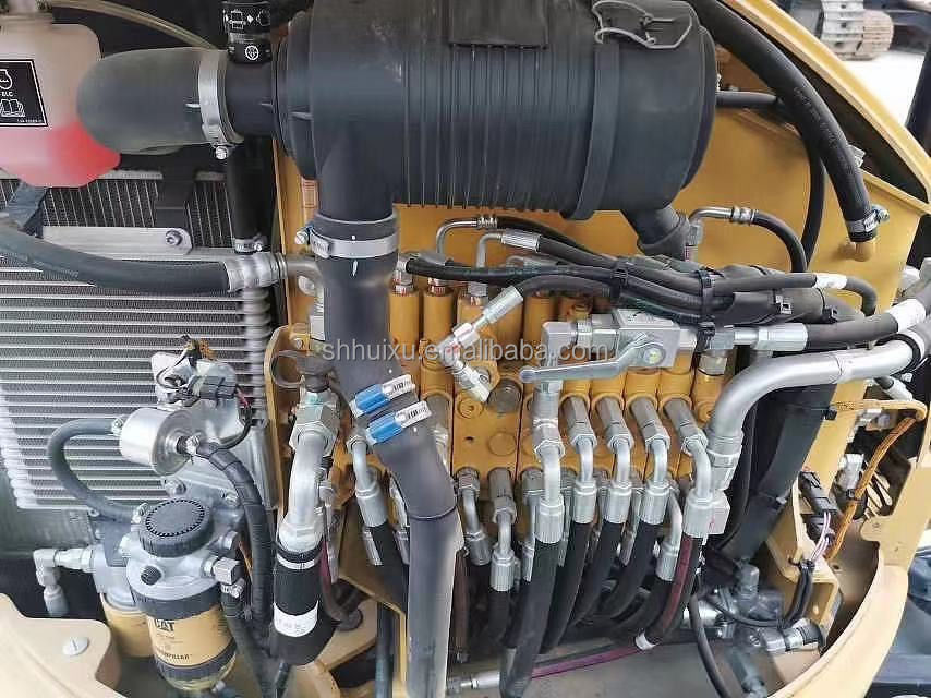 دست دوم کیفیت خوب استفاده شده مینی کاوشگر خزنده استفاده شده CAT303E 3T استفاده شده سوسک ماشین حفاری سوسک در انبار