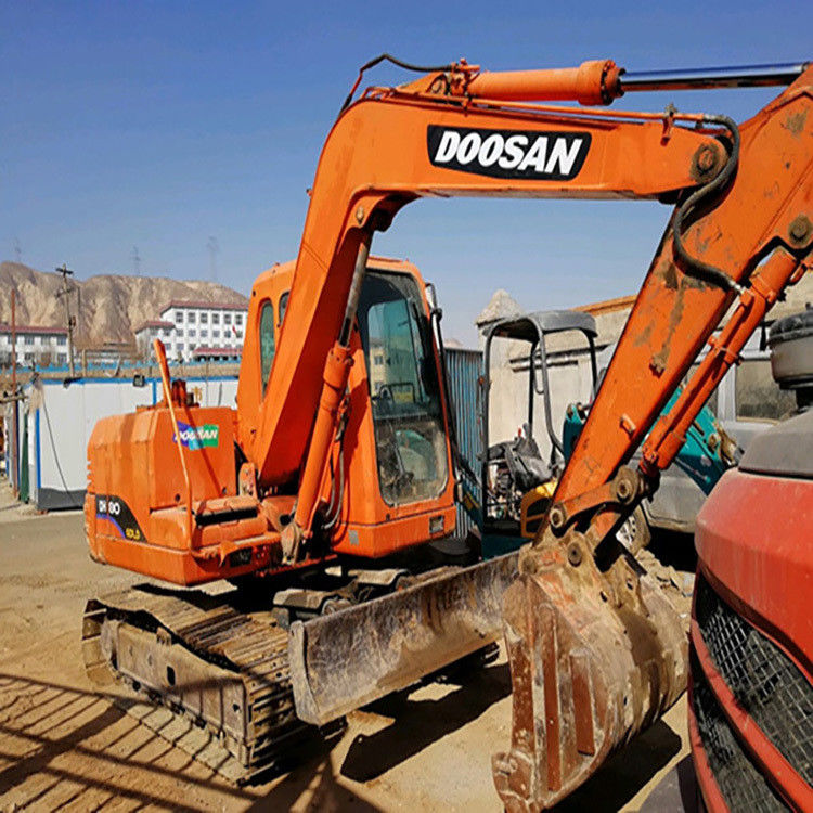 دستگاه حفاری دوسان DX80 8 تن دست دوم مدل 80 مورد استفاده مینی پروژه وظیفه DX80 برای فروش