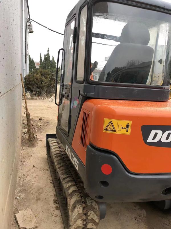 دستگاه حفاری هیدرولیک ژاپنی دوسان Dh35 با کارایی بالا