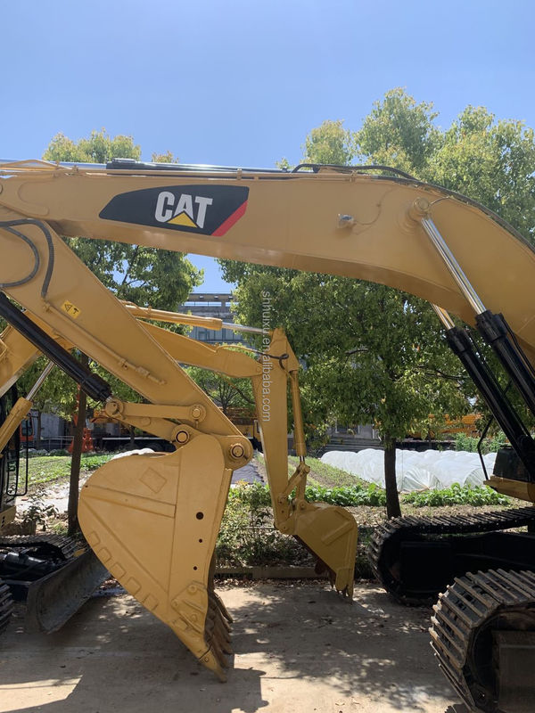 ماشین حفاری استفاده شده CAT330 ژاپن برای فروش Caterpillar در انبار