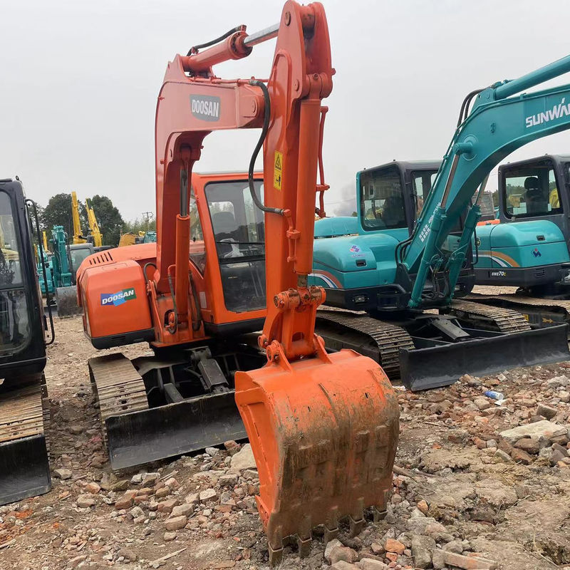 عملکرد خوب حفاری Doosan DX75 حفاری کوچک استفاده شده ماشین آلات 6 تن حفاری فروش برای مینی بهترین حفاری
