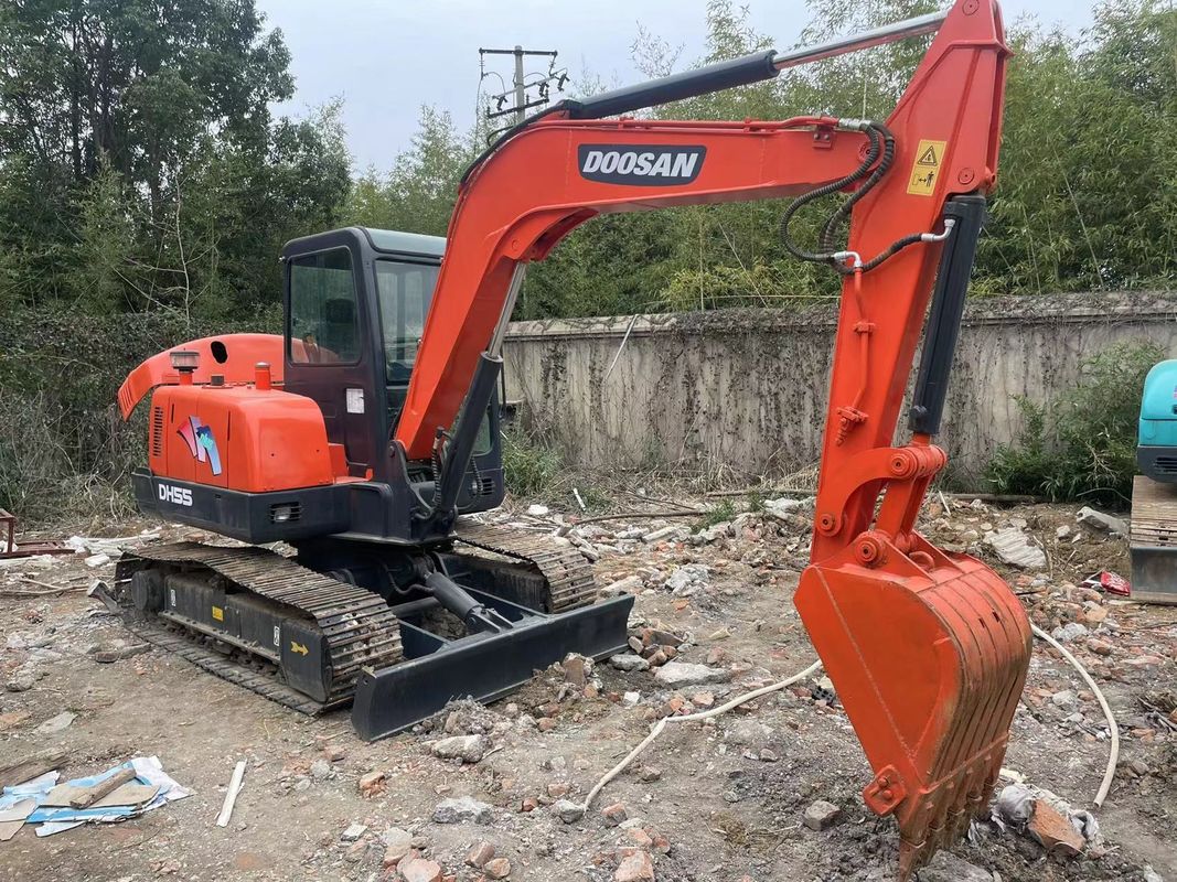 ماشین حفاری دوسان DX55/ثانویه