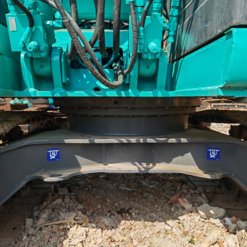 13 تن استفاده شده Kobelco Excavator Kobelco 135 حفاری دست دوم 0.7m3