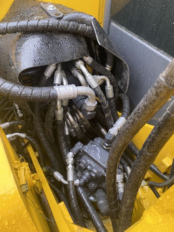 حفاری های کوچک استفاده شده Komatsu PC40 ماشین آلات کوچک استفاده شده حفاری های دستی خاک حفاری های خندق کوچک