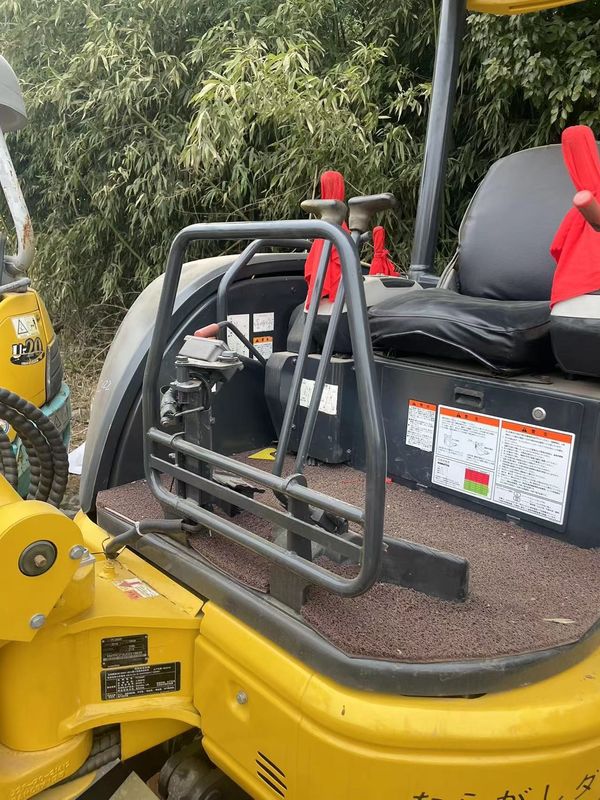 مینی اکسوااتور استفاده شده Komatsu PC35 بدون کابین اکسوااتور کوچک ماشین آلات استفاده شده مینی اکسوااتور استفاده شده اکسوااتور دست دوم برای فروش