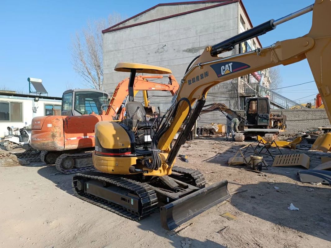 ماشین های حفاری کوچک CAT 303 ماشین های زمین کشی هیدرولیکی برای فروش1TON 2TON 3TON