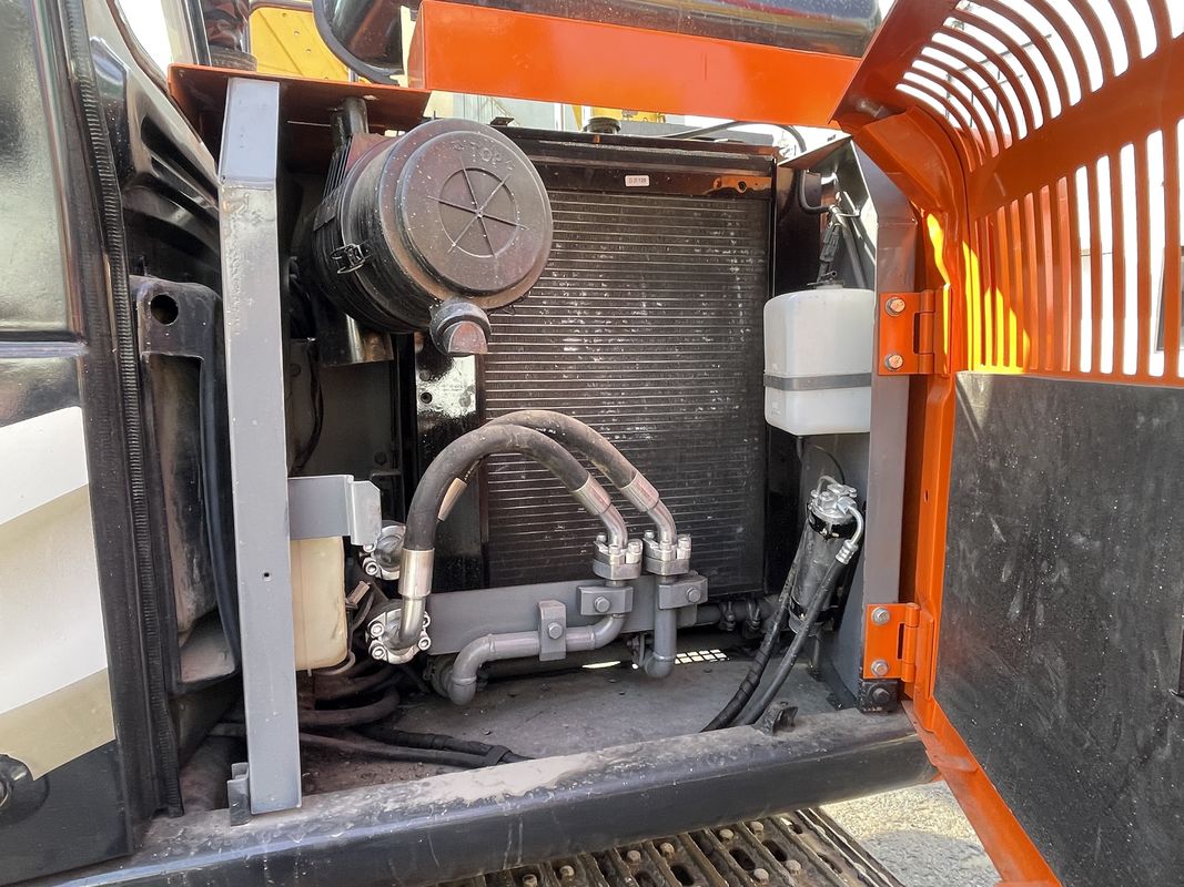 ماشین دست دوم ماشین حفاری استفاده شده HITACHI 120 در قیمت پایین برای فروش