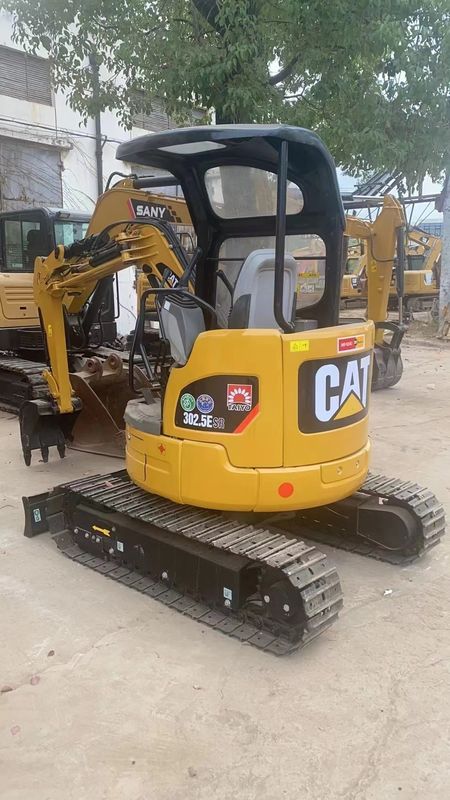 حفاری پیاده استفاده شده CAT302.5 بدون رانندگی کابین حفاری دست دوم حفاری های کوچک برای فروش فروش حفاری های کوچک استفاده شده