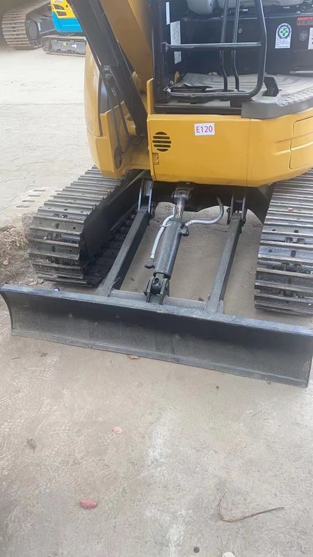 حفاری پیاده استفاده شده CAT302.5 بدون رانندگی کابین حفاری دست دوم حفاری های کوچک برای فروش فروش حفاری های کوچک استفاده شده