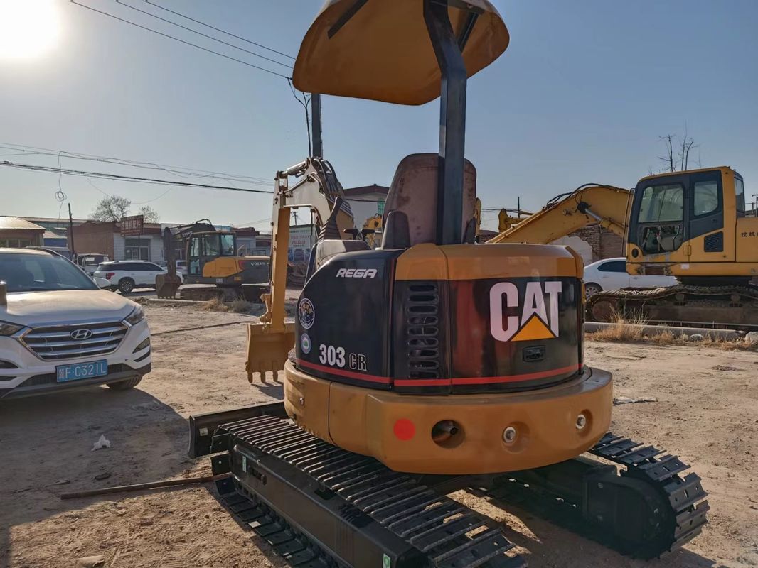 استفاده شده مینی حفاری CAT303 بدون رانندگی کابین دست زمین حفاری چین مینی حفاری