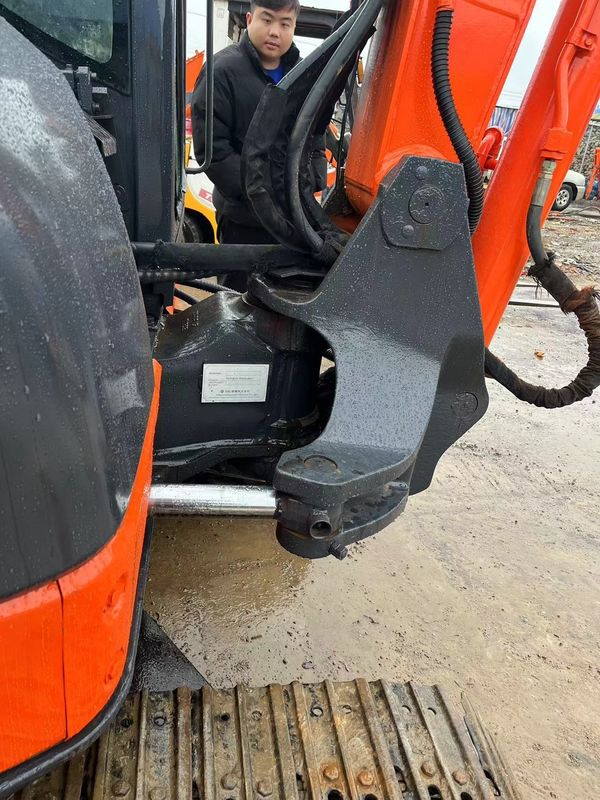 قدرت حفاری بالا استفاده می شود Hitachi zx50u/دست دوم مینی کاوشگر خزنده Hitachi zx50 u