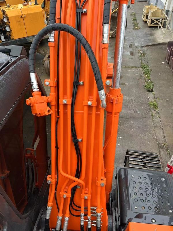 ماشین های حفاری HITACHI ماشین های حفاری HITACHI zx130 ماشین آلات زمین کشی HITACHI zx130 zx70 zx60 در انبار