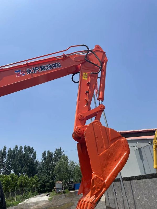 Hitachi Zx70 استفاده شده Hitachi Excavator 7 تن استفاده شده Crawler Excavator 0.33m3