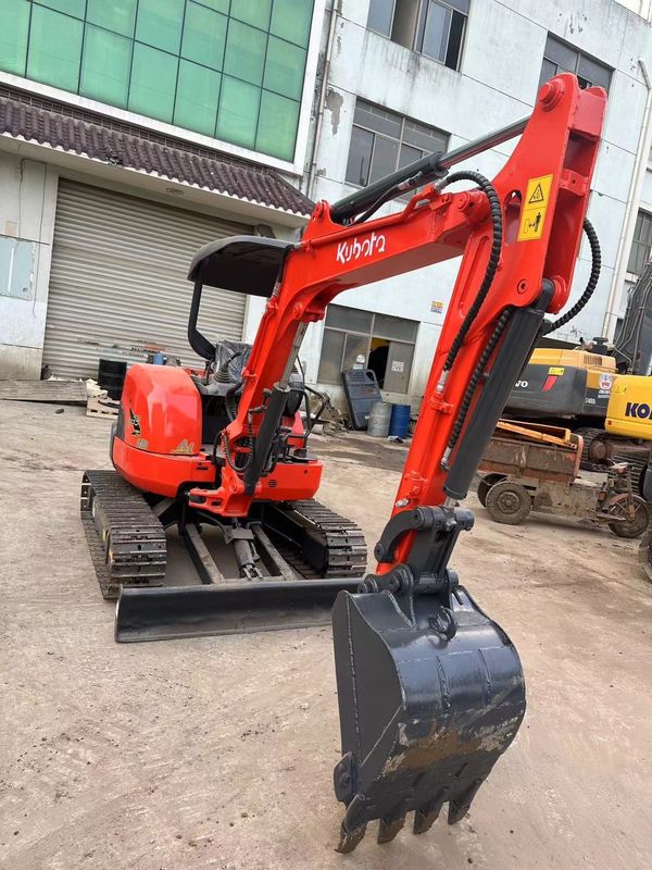 0.15m3 سطل قرمز رنگ مینی حفاری استفاده شده Kubota U35 مینی حفاری دست دوم