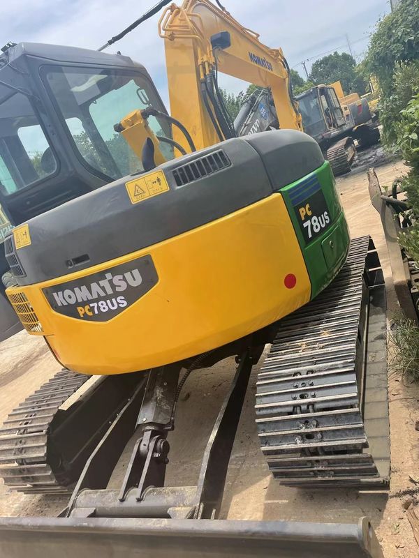 حفاری استفاده شده KomatsoPC70-8 / موتور اصلی دست دوم komatsu pc 70-8 ماشین آلات مهندسی استفاده شده komatsu pc70-8