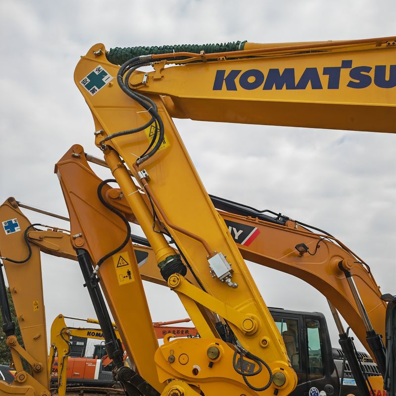 کاوشگر استفاده شده در انبار KOMATSU PC200-8/ رنگ اصلی دست دوم KOMATSU PC200-8 در فروش با قیمت ارزان