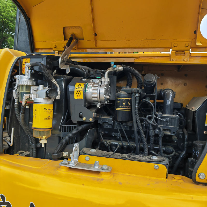 7 تن رنگ اصلی استفاده شده Komatsu Excavator Komatsu Pc70 7000KG