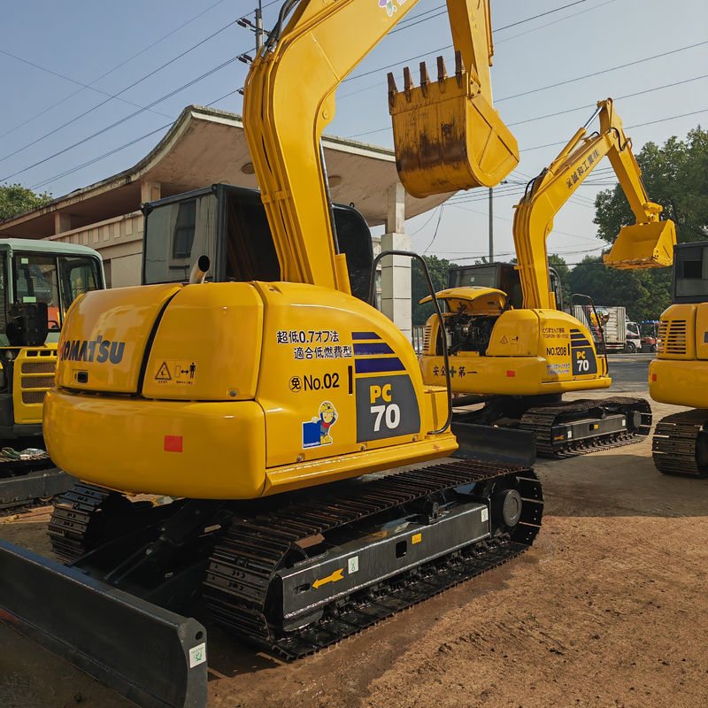 7 تن استفاده شده Komatsu Pc70 8 دست دوم Pc70 8 Komatsu 7000KG 0.3m3 ظرفیت سطل