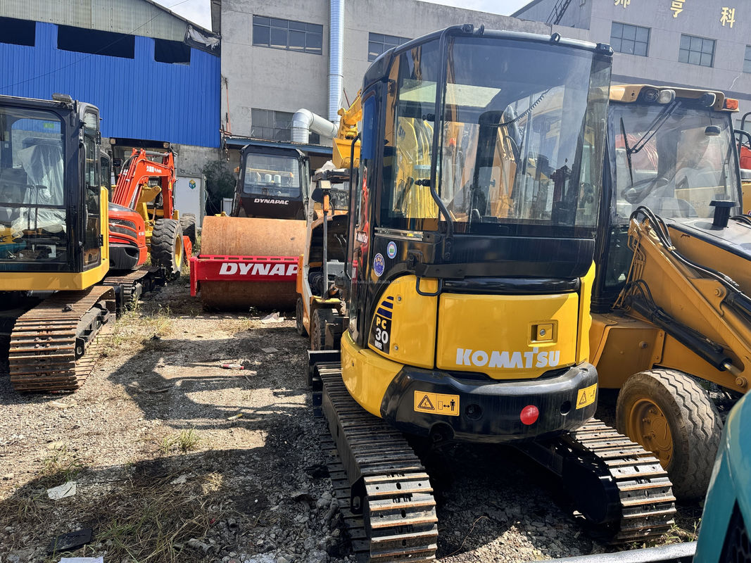مینی حفاری 3 تن 4 تن استفاده شده Komatsu Pc30 Pc35 Pc40