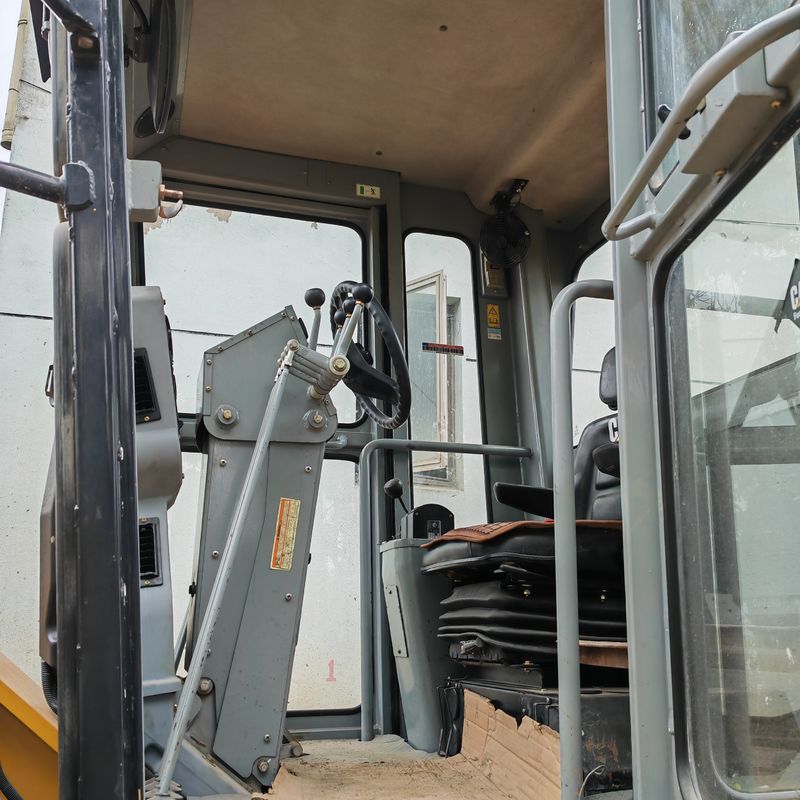 ماشین حفاری استفاده شده زمین تراش Caterpillar CAT140K ماشین جاده ای دست دوم موتور تراکتور ژاپن در وضعیت خوب