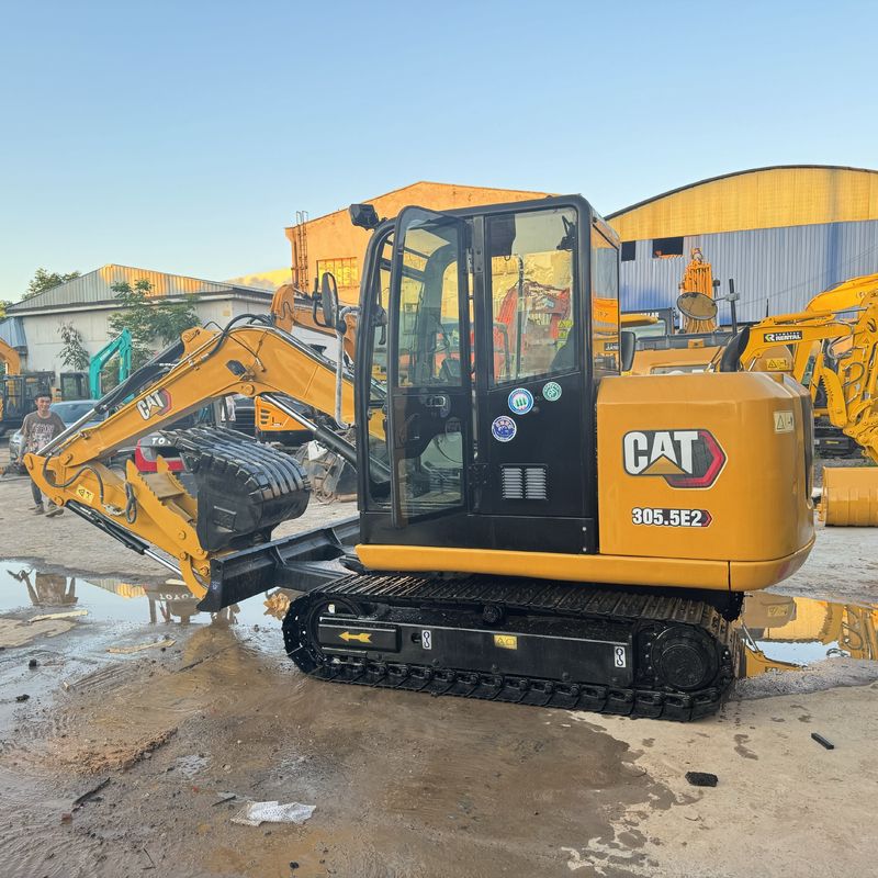 مطابق با استانداردهای انتشار گازهای گلخانه ای اتحادیه اروپا استفاده شده حفاری حفاری CAT 305.5E2 دارای گواهینامه EPA و CE بهترین کیفیت بهترین قیمت