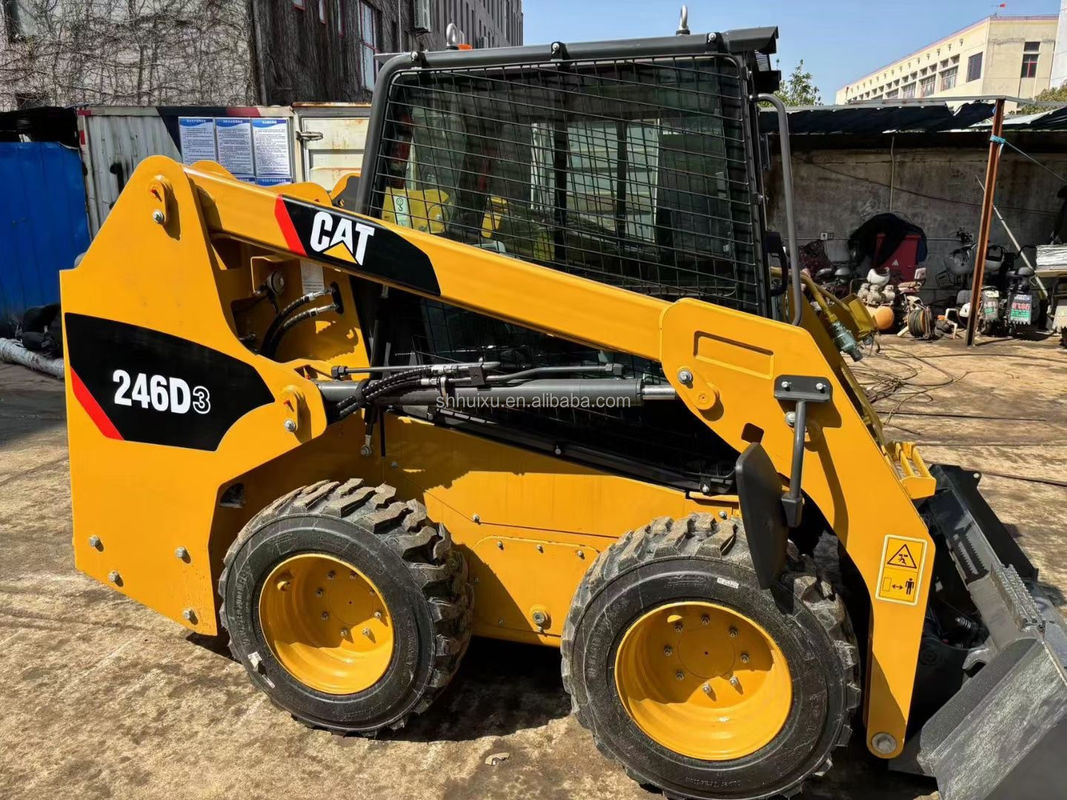 ماشین اسلیپ استفاده شده CAT 246D3 Caterpillar چرخ حفاری ژاپن چرخ حفاری اصلی