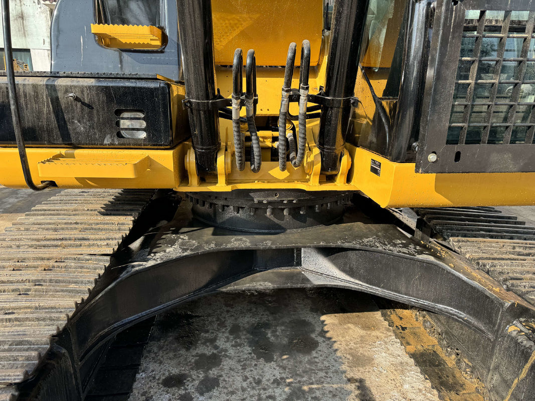Caterpillar- Excavator اصل 320d2 ساخت هیدرولیک Digger CAT- 320d2 حالت خوب فروش ارزان استفاده شده Excavator خزنده